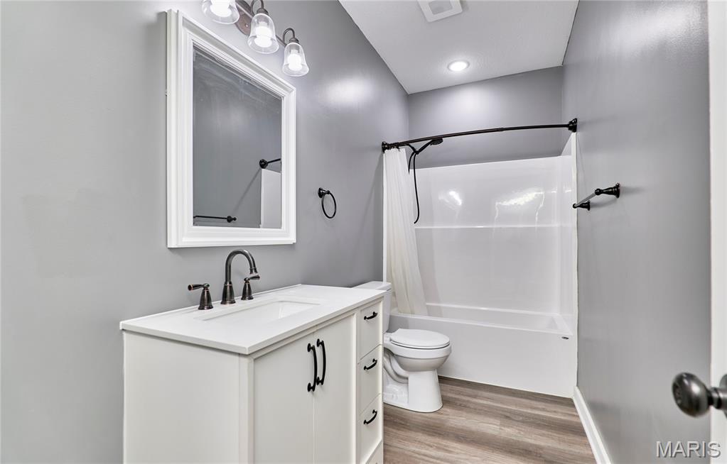 100 Blackmore Road Property Photo 43