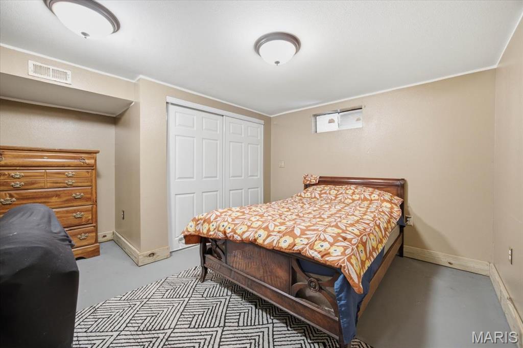 706 Main Property Photo 24