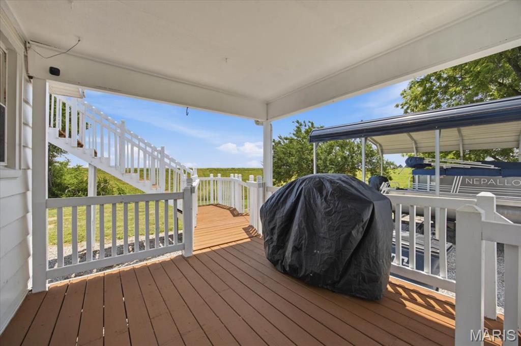 706 Main Property Photo 29