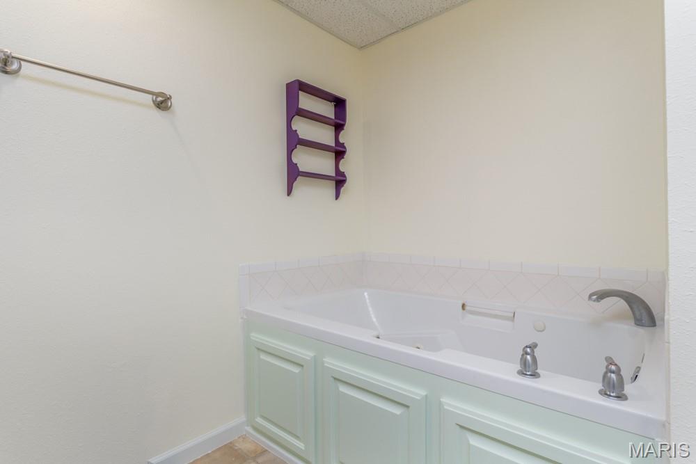 24630 Taylor Lane Property Photo 20