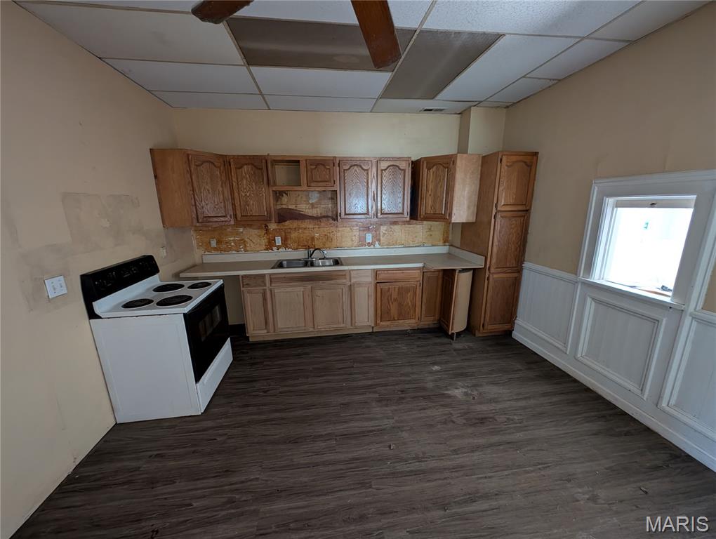 405 Academy Street Property Photo 8