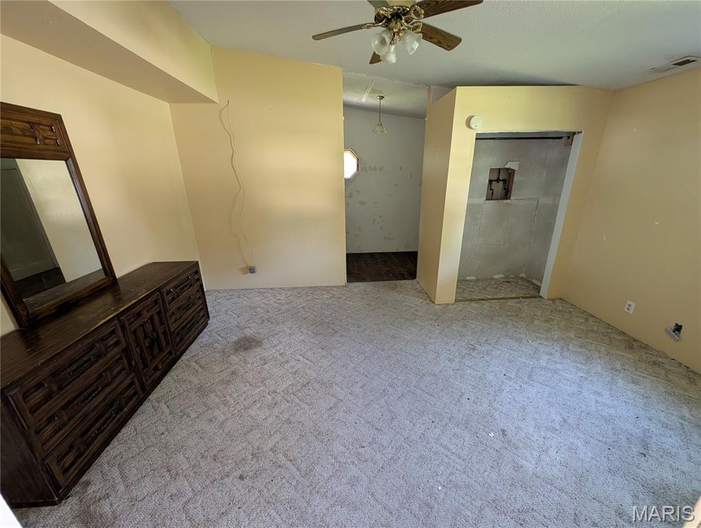 405 Academy Street Property Photo 14