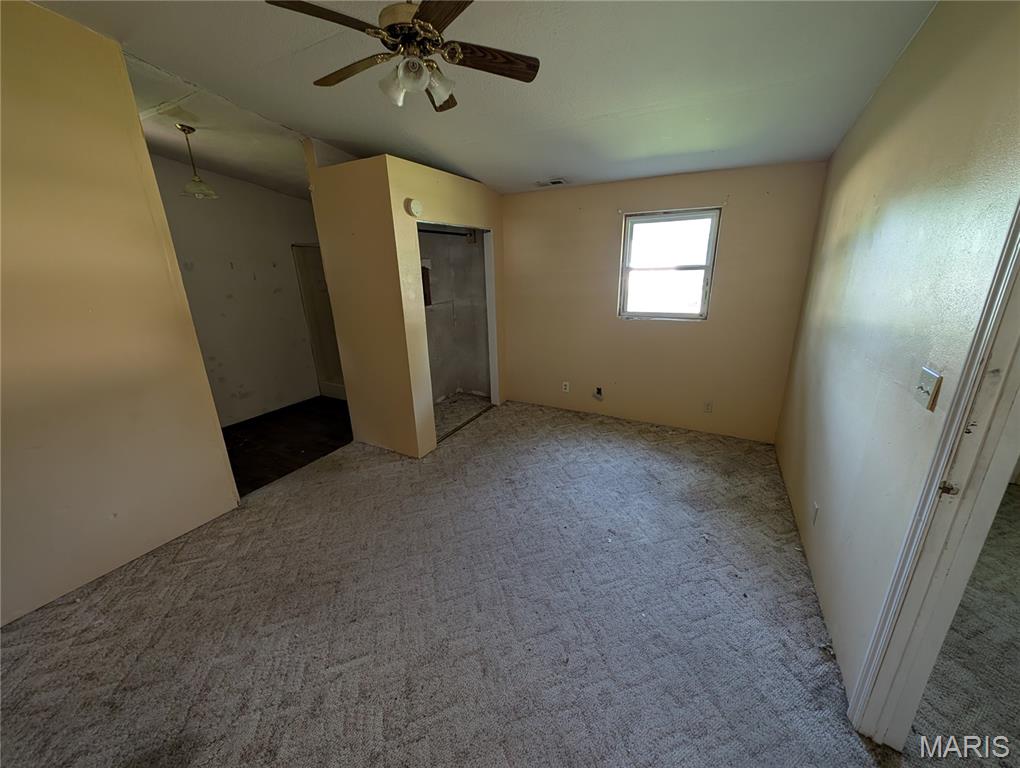 405 Academy Street Property Photo 15