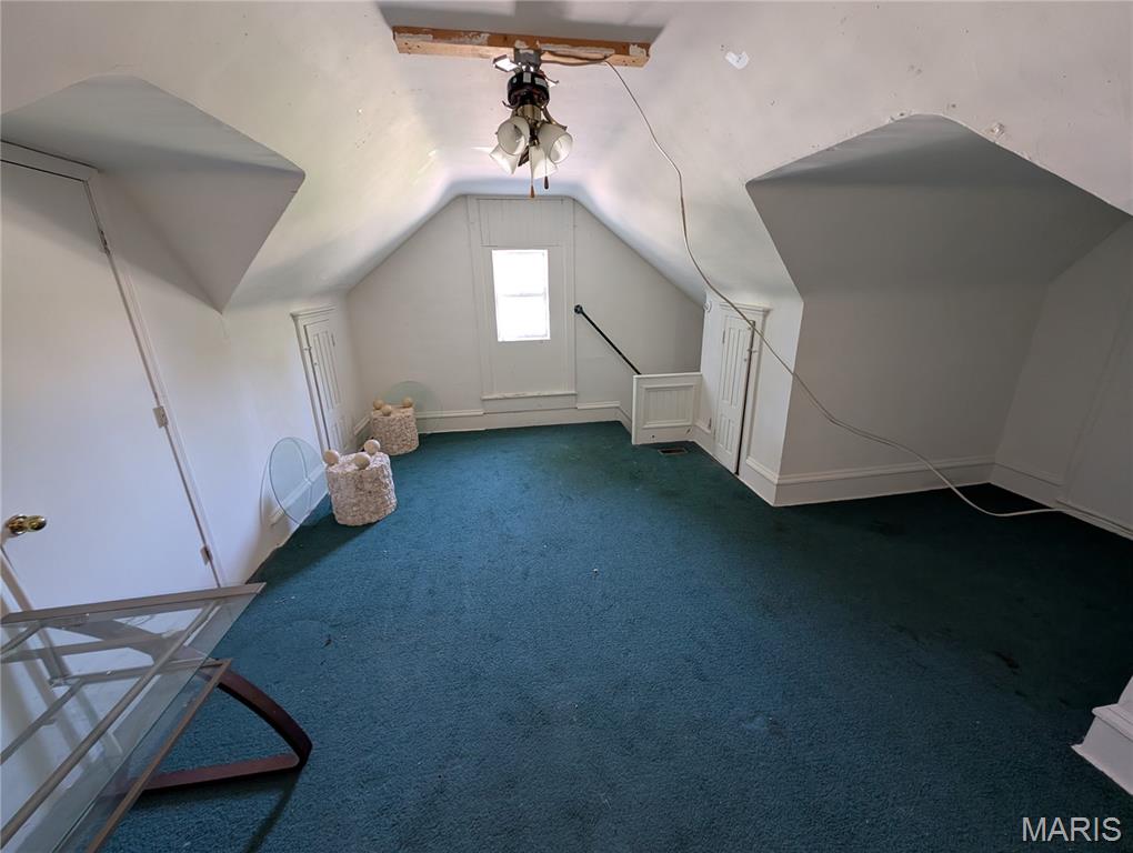 405 Academy Street Property Photo 22