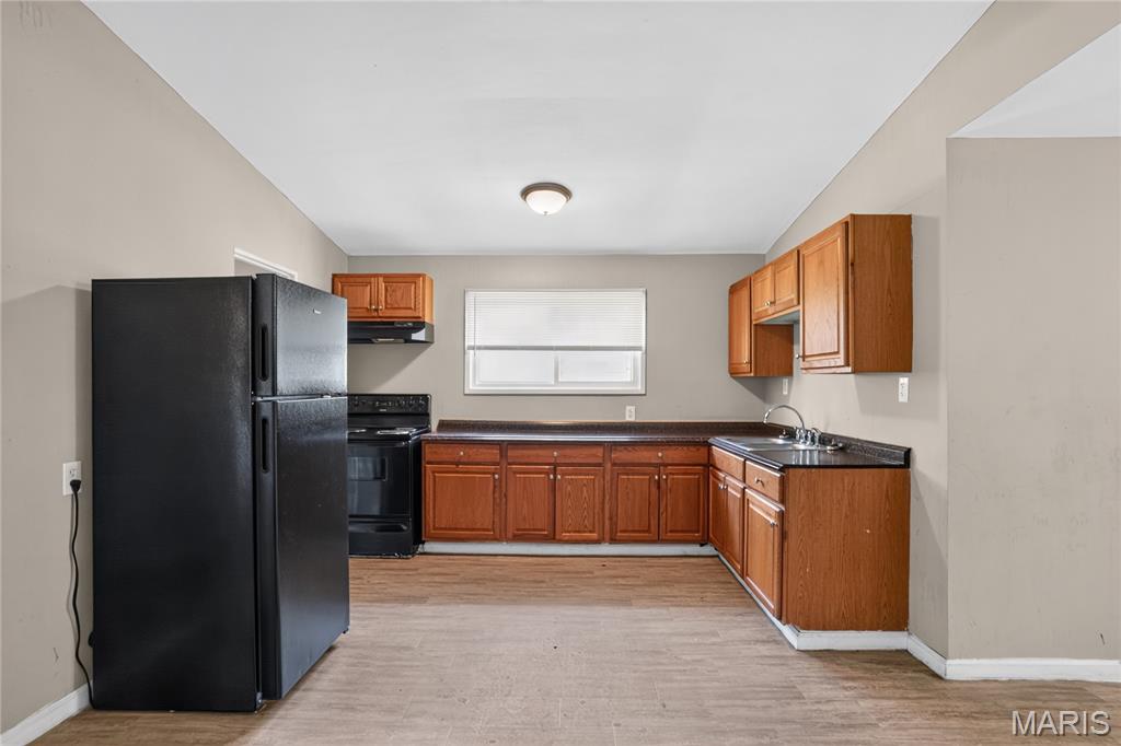 6851 Woodhurst Drive Property Photo 6
