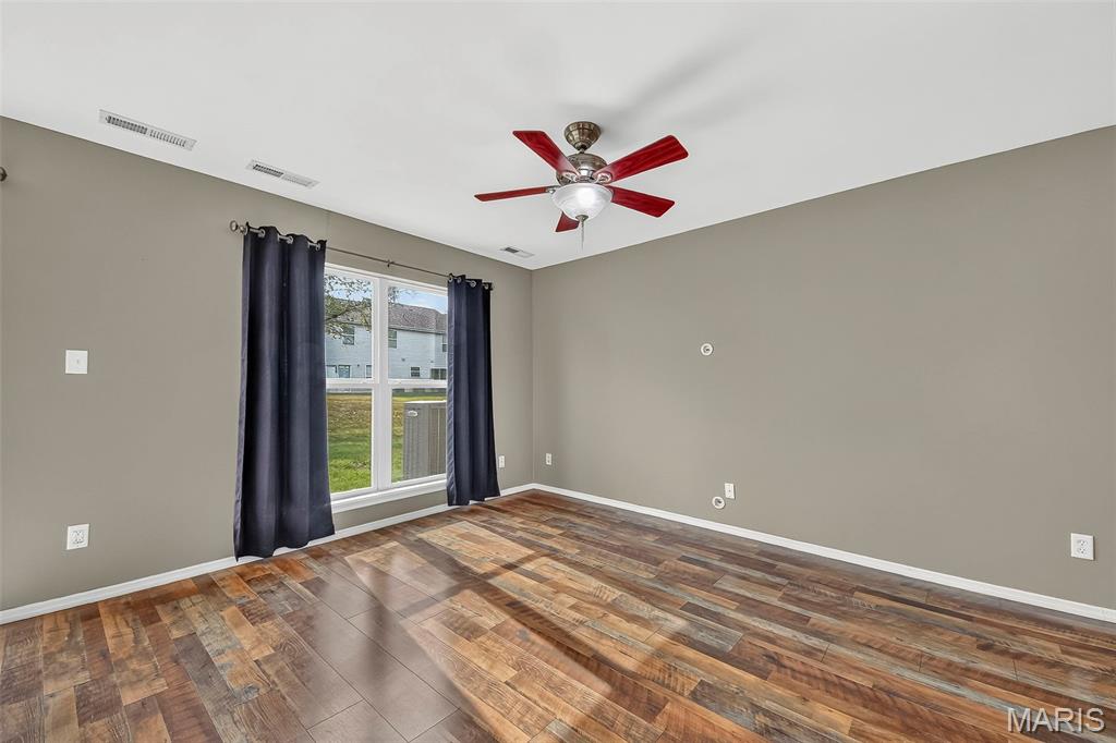 210 Homeshire Circle 55 Property Photo 7