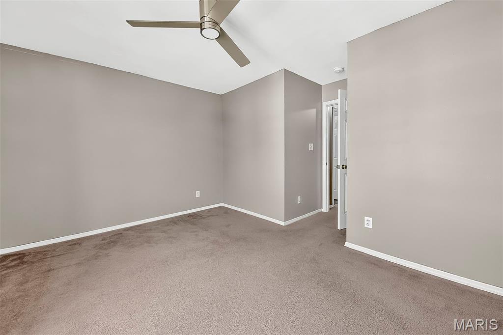 210 Homeshire Circle 55 Property Photo 24