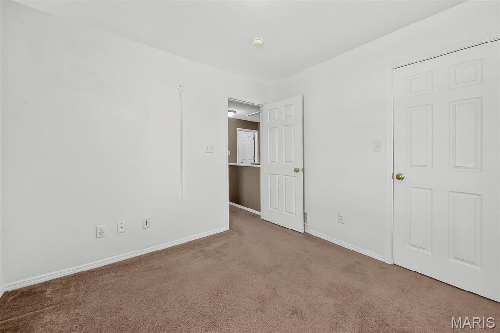 210 Homeshire Circle 55 Property Photo 26