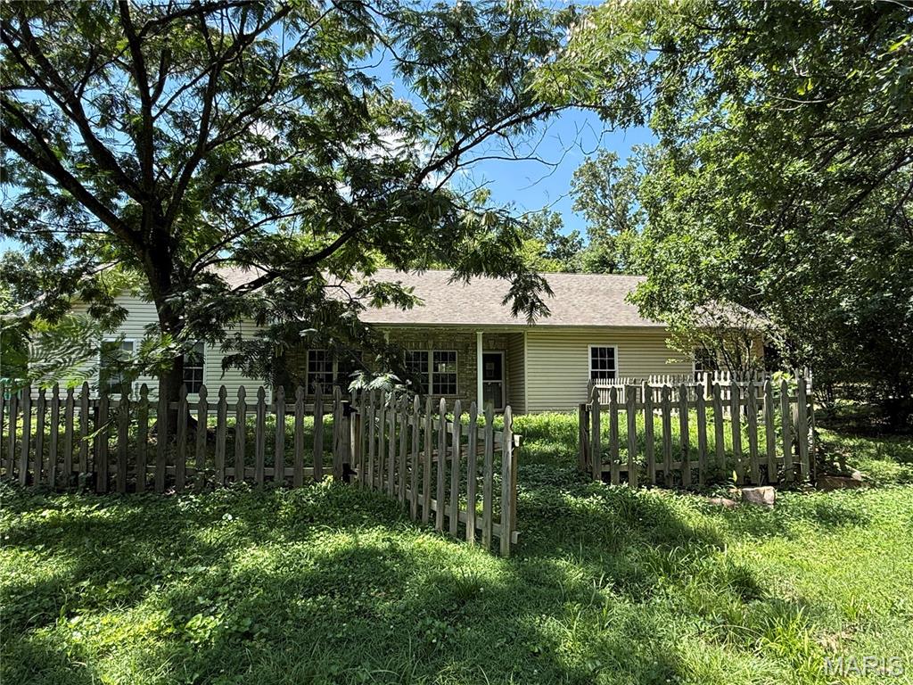 26044726 Property Photo 1