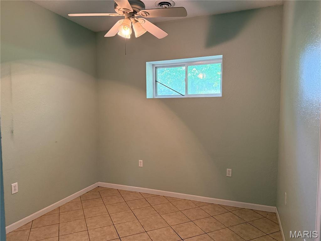26044726 Property Photo 11