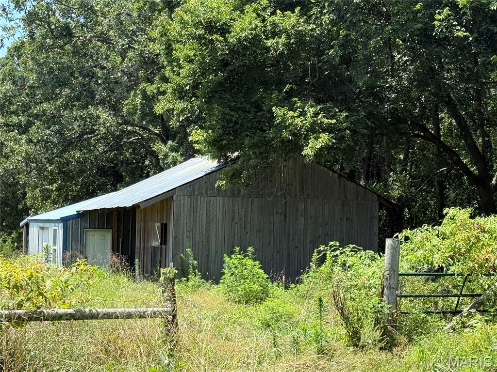 26044726 Property Photo 24