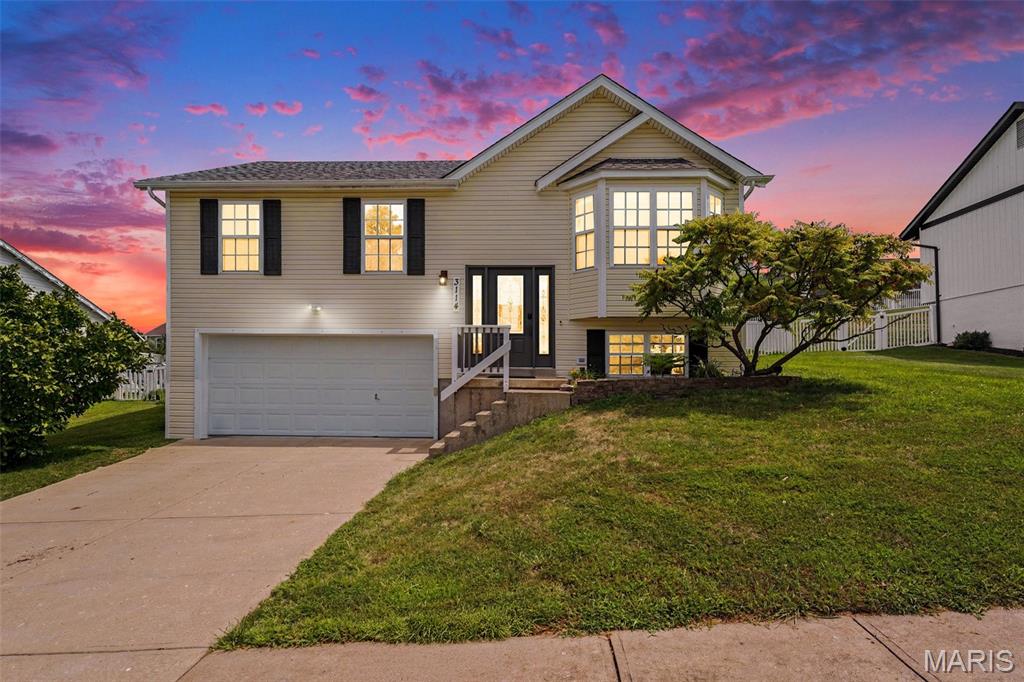 3114 Valley Oaks Drive Property Photo 1