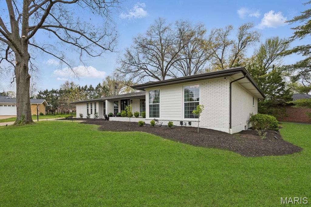 410 Monaco Drive Property Photo 2