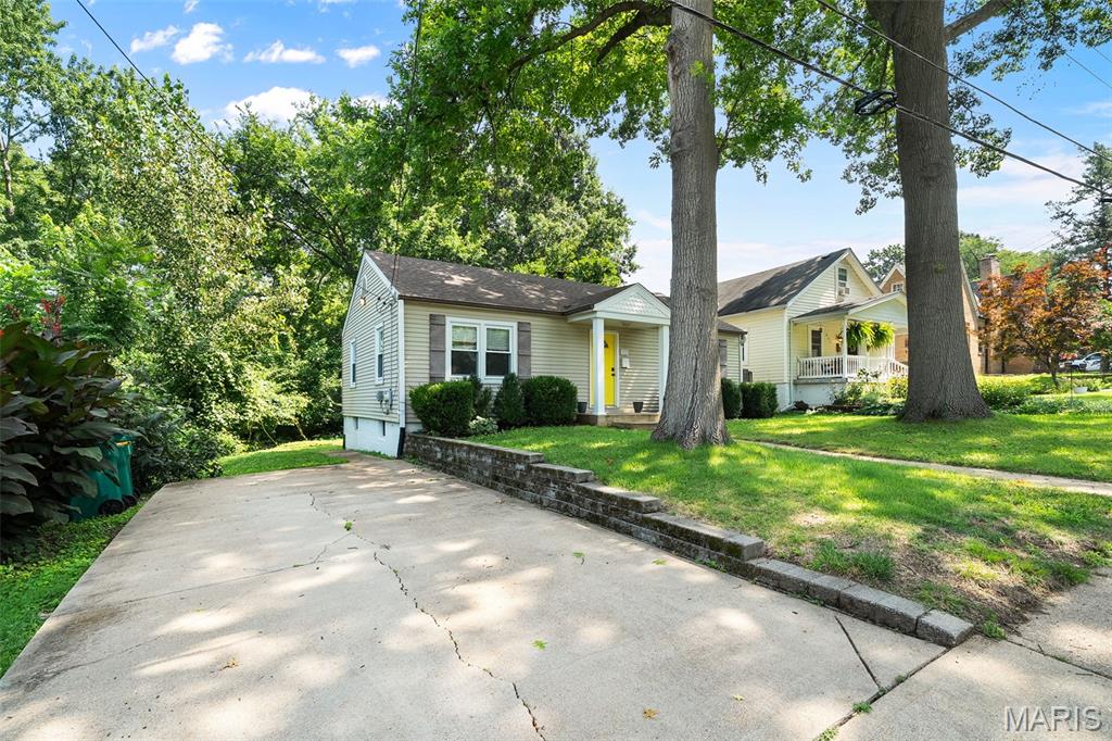 837 Greeley Avenue Property Photo 2