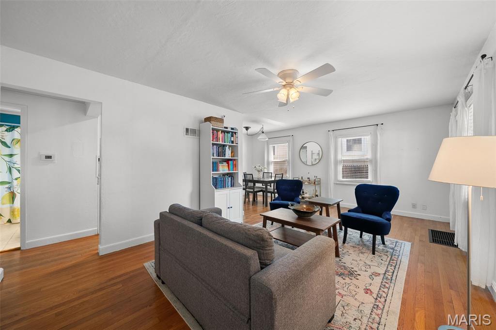 837 Greeley Avenue Property Photo 3