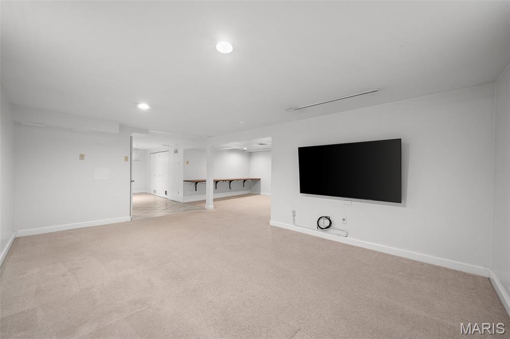 837 Greeley Avenue Property Photo 21