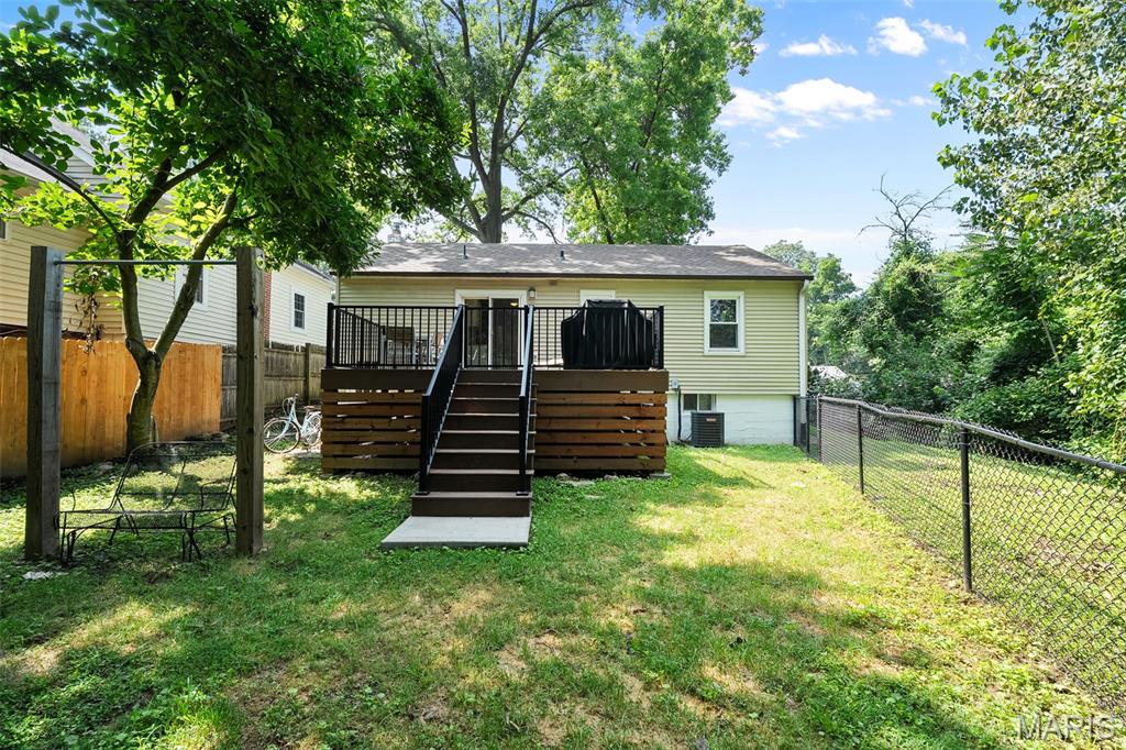 837 Greeley Avenue Property Photo 26