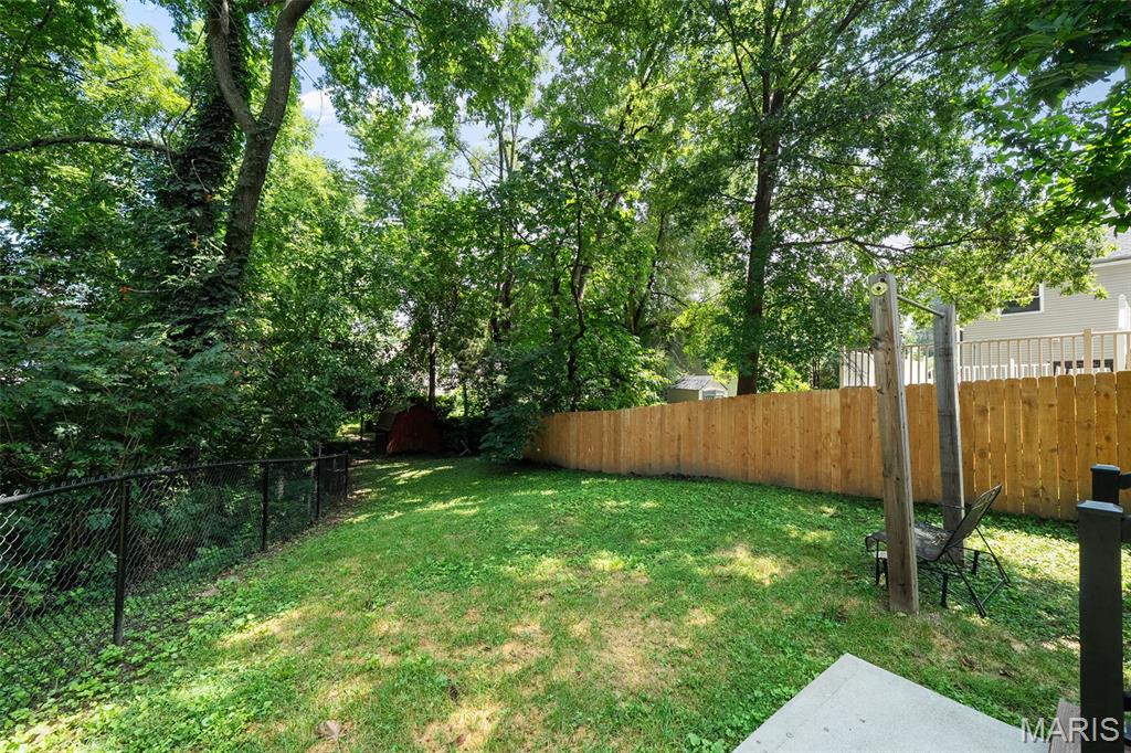 837 Greeley Avenue Property Photo 28