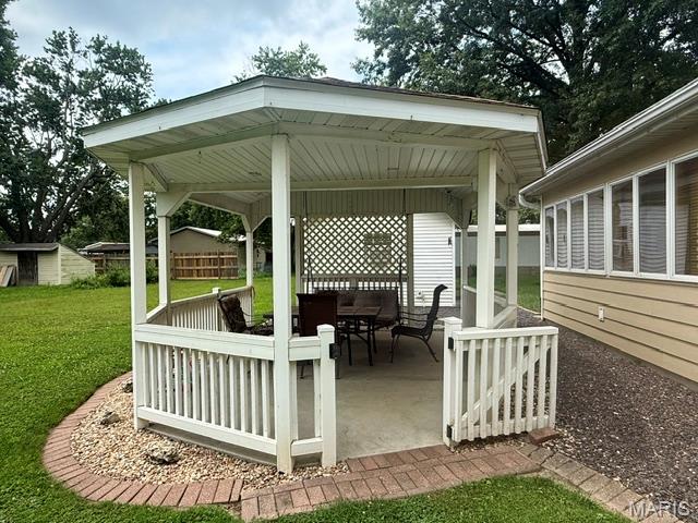 605 Munster Street Property Photo 11