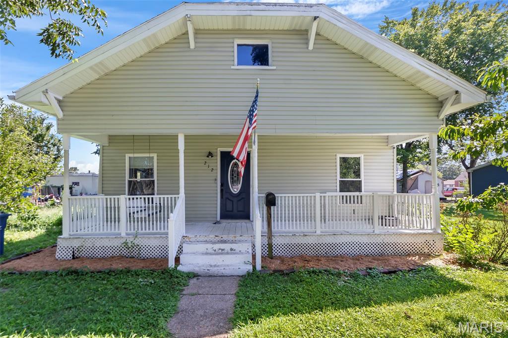 212 W Davidson Avenue Property Photo 1