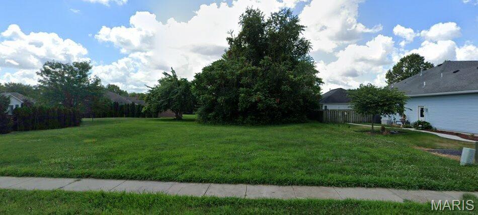 2304 Waterbury Pond Court