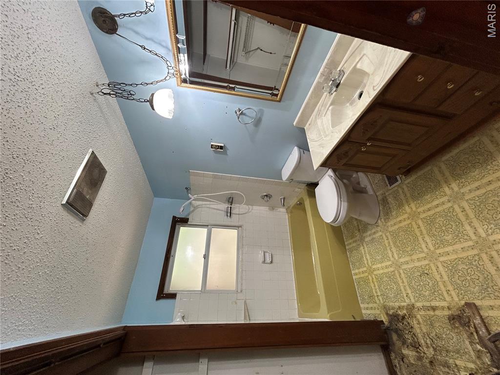 262 Leisure Lane Property Photo 12