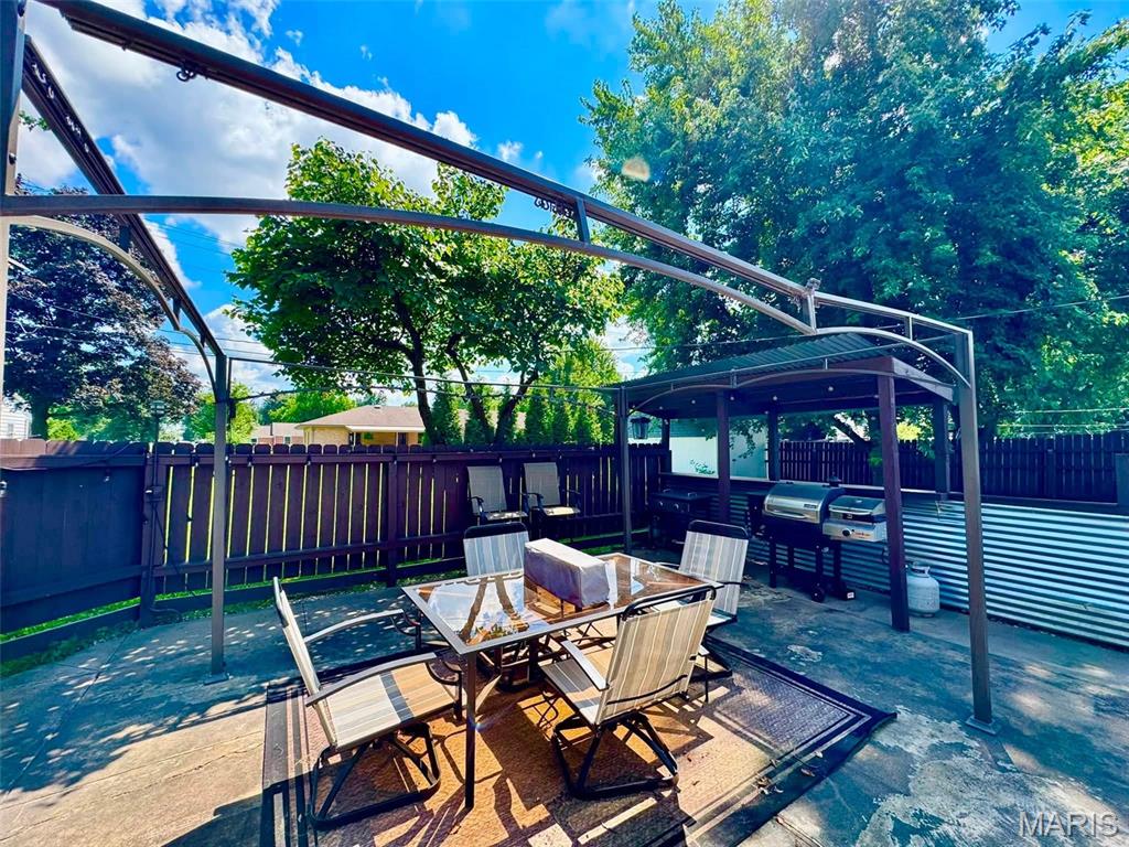 311 Meadow Drive Property Photo 16