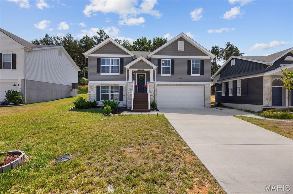 8253 Obrien Drive Property Photo 1