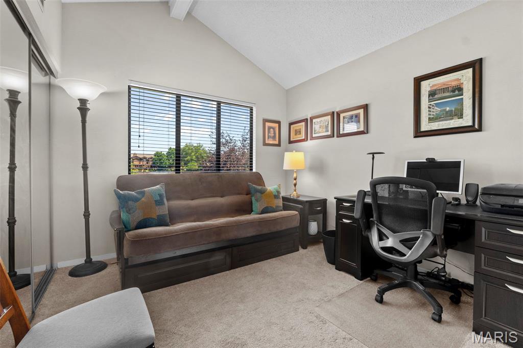 1702 Hemingway Lane D Property Photo 17