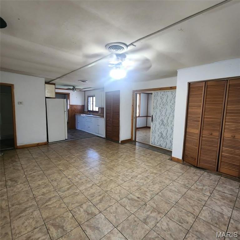 8434 Lake Drive Property Photo 5