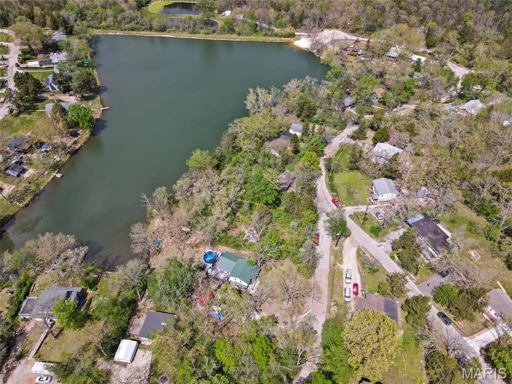 8434 Lake Drive Property Photo 11