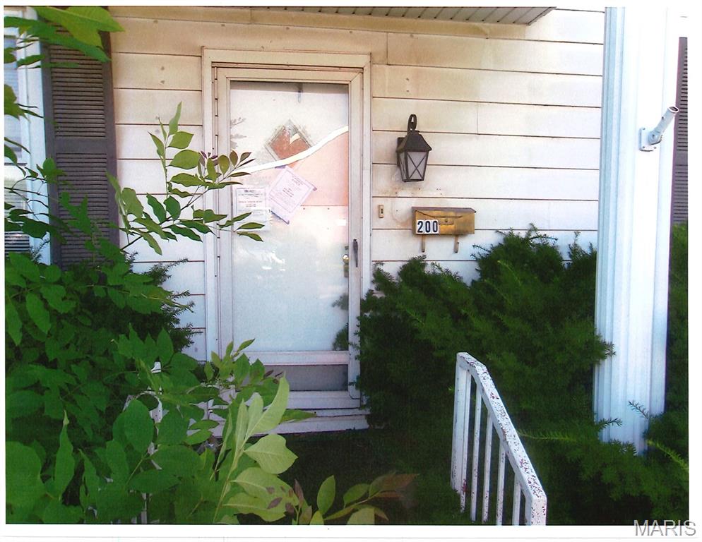 200 S Clinton Street Property Photo 3