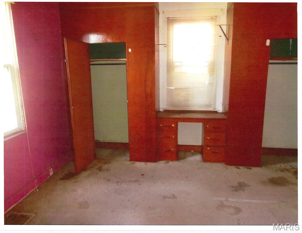 200 S Clinton Street Property Photo 11