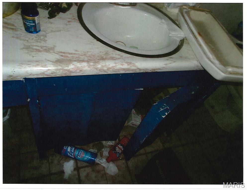 200 S Clinton Street Property Photo 12