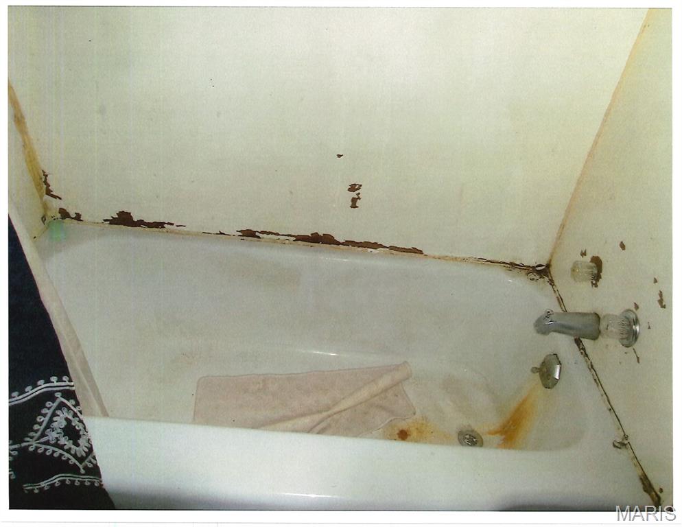 200 S Clinton Street Property Photo 13