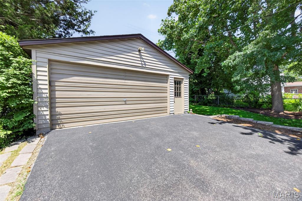 3073 Andover Drive Property Photo 48
