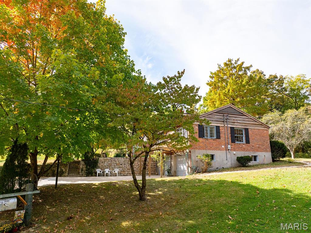 1 Meadowbrook Heights Property Photo 6