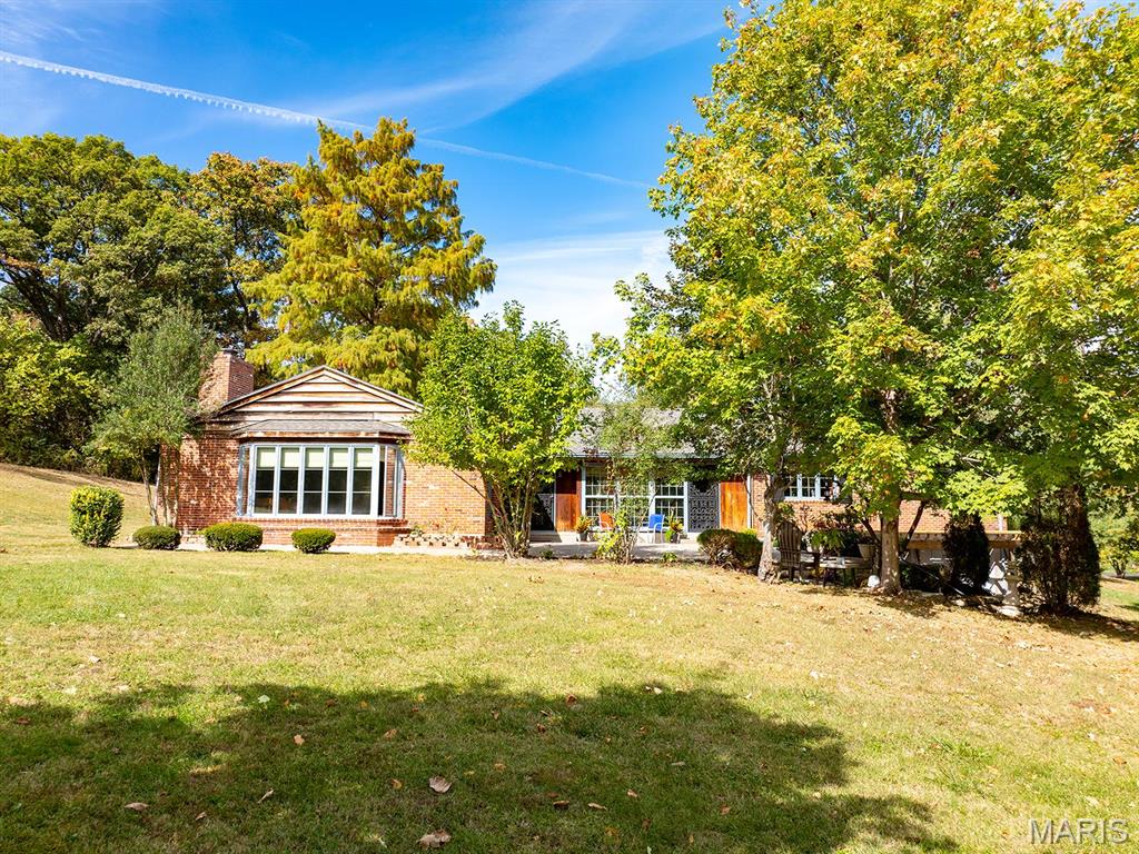 1 Meadowbrook Heights Property Photo 7