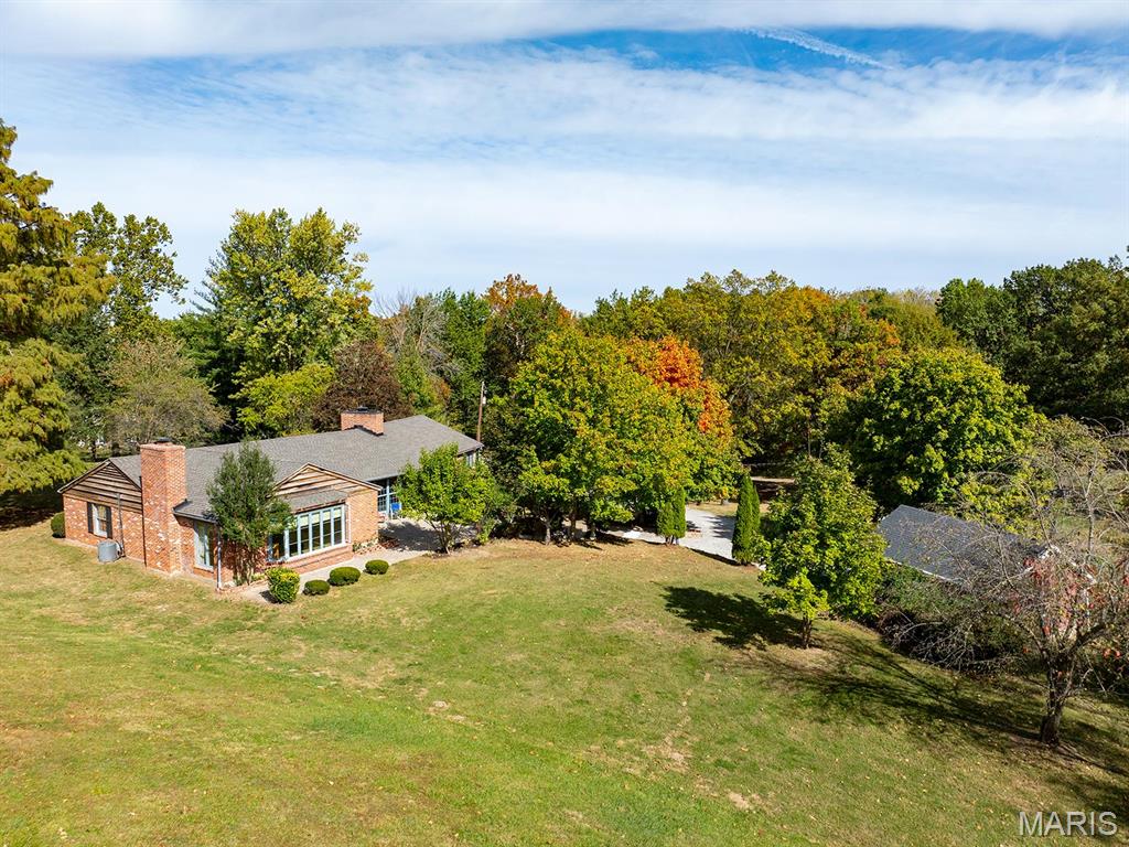 1 Meadowbrook Heights Property Photo 13