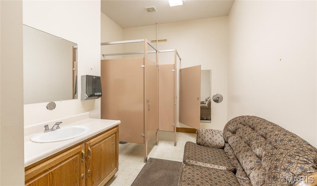 77 Hughes Ford Road Property Photo 20
