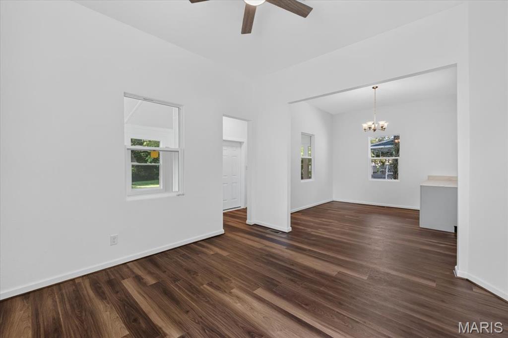 2720 Walnut Street Property Photo 5
