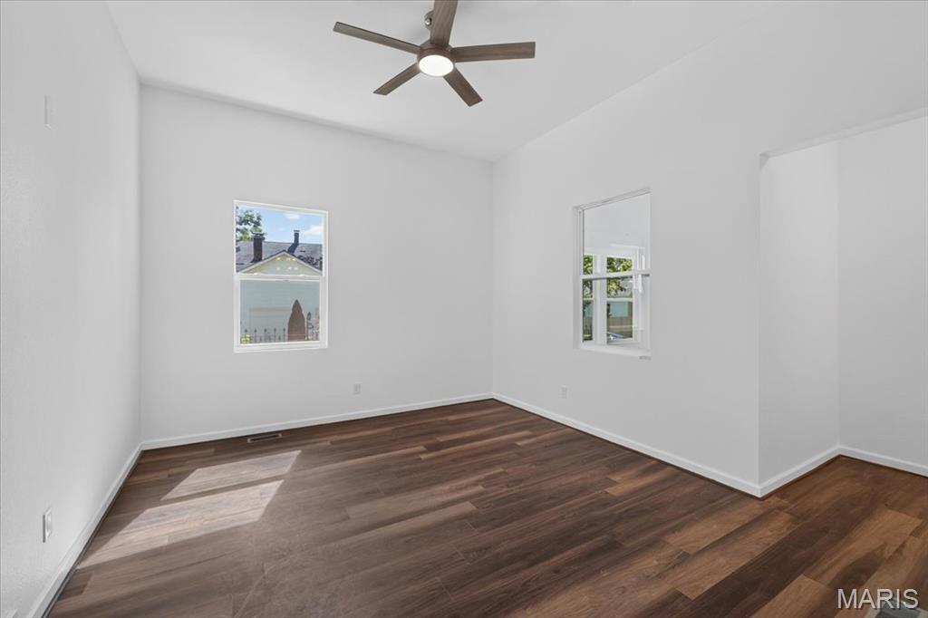 2720 Walnut Street Property Photo 10