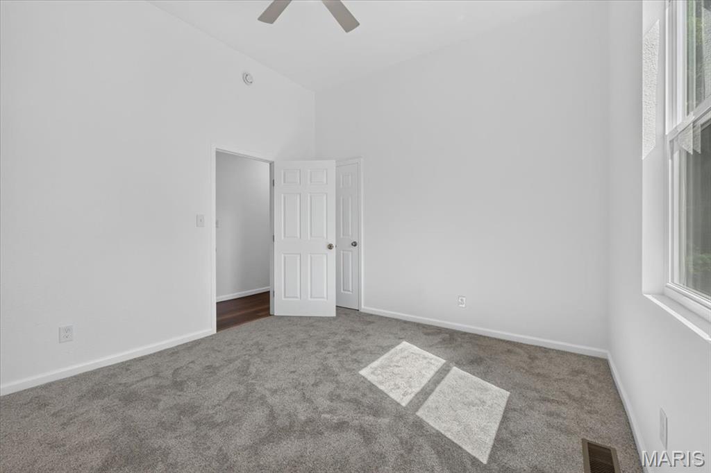 2720 Walnut Street Property Photo 11