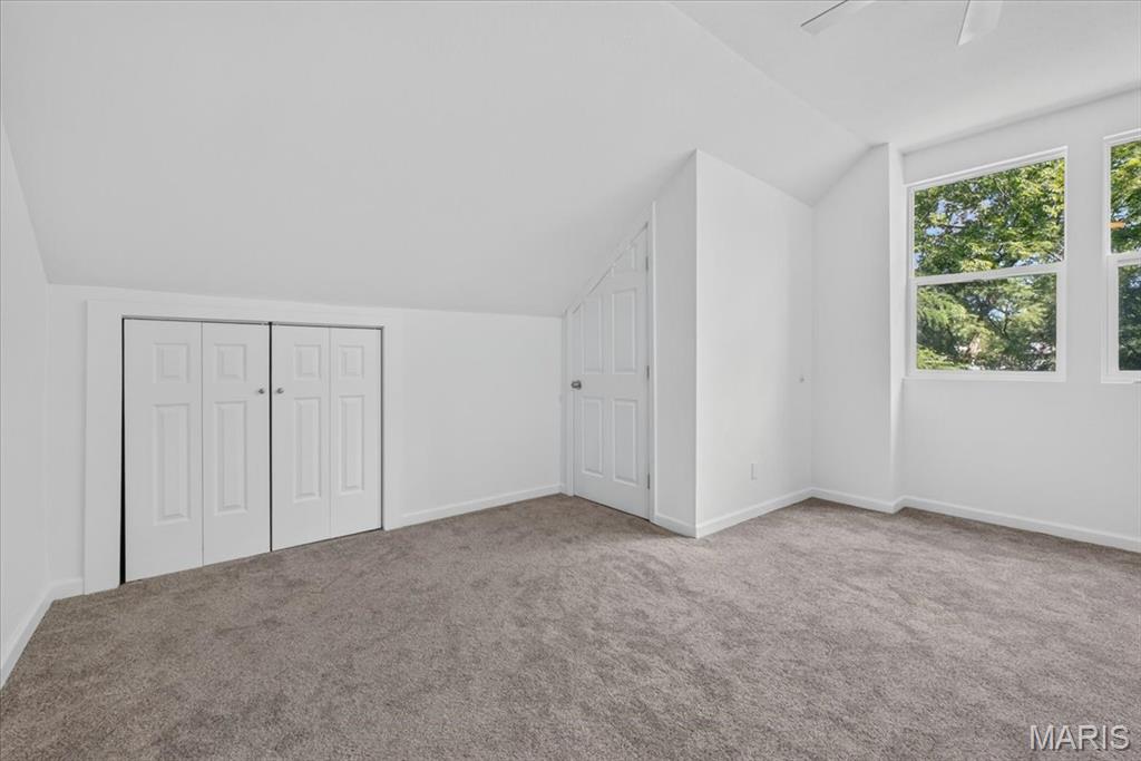 2720 Walnut Street Property Photo 20