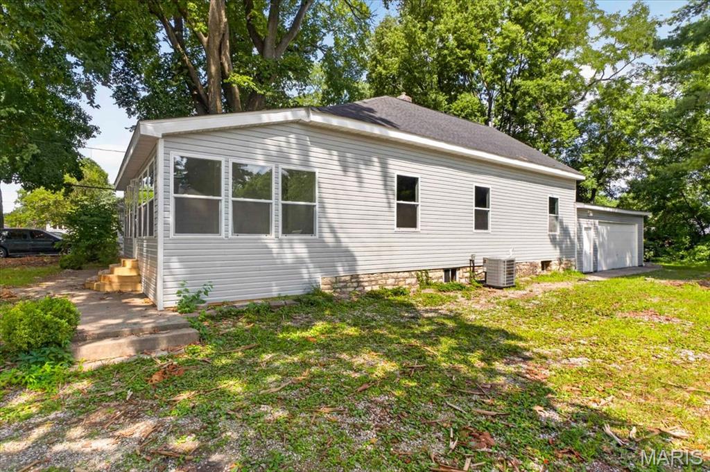 2720 Walnut Street Property Photo 27