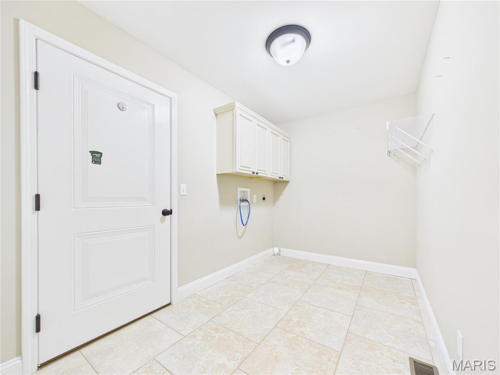 1945 Williamsburg Drive Property Photo 30