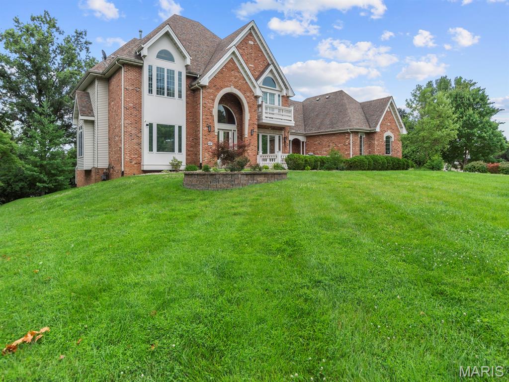 360 Laduemont Drive Property Photo 3