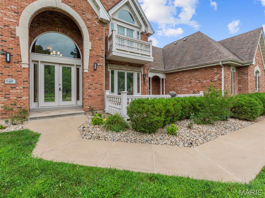 360 Laduemont Drive Property Photo 5