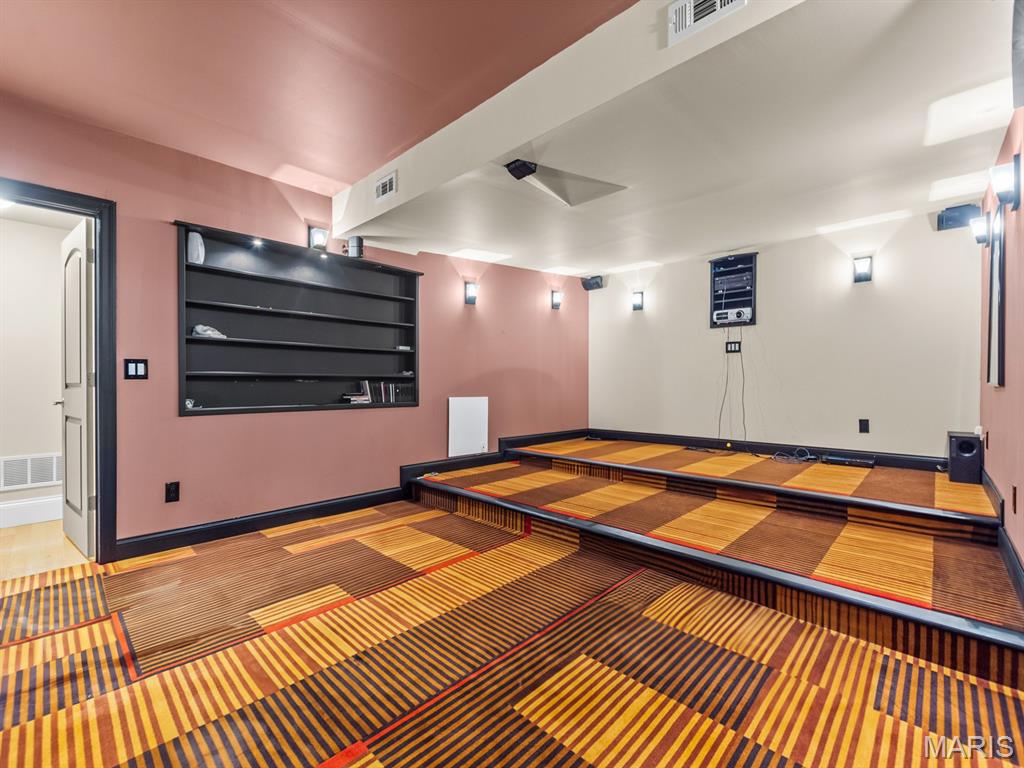 360 Laduemont Drive Property Photo 18