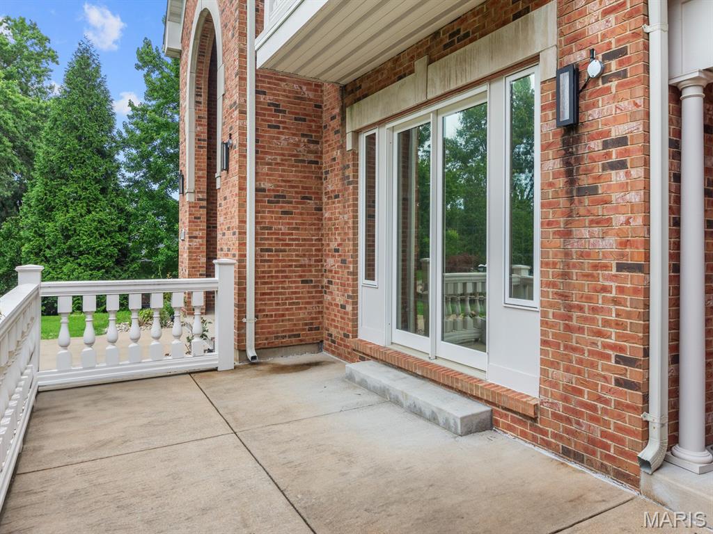 360 Laduemont Drive Property Photo 21